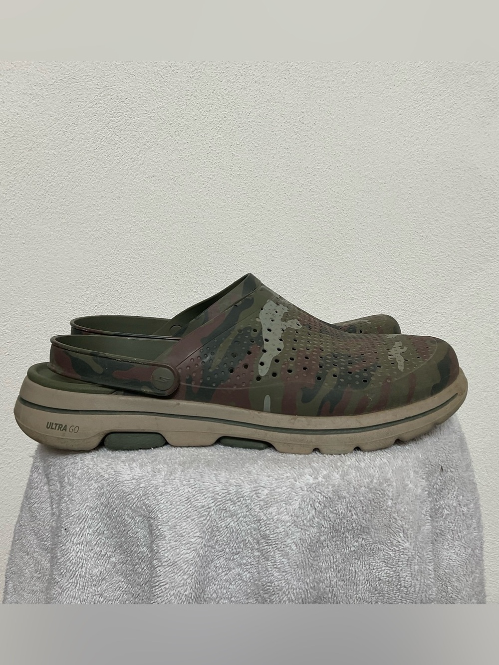 Men's Skechers Cali Gear Camo, Grey Heel Strap Clog Size 14 Casual Comfort